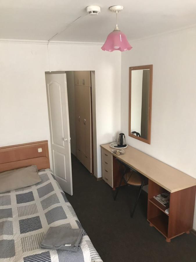 Turist Hotel Karaganda Bagian luar foto