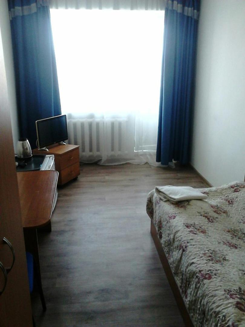Turist Hotel Karaganda Bagian luar foto